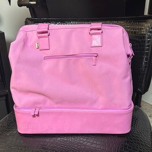 Beis Mini Weekender in Berry